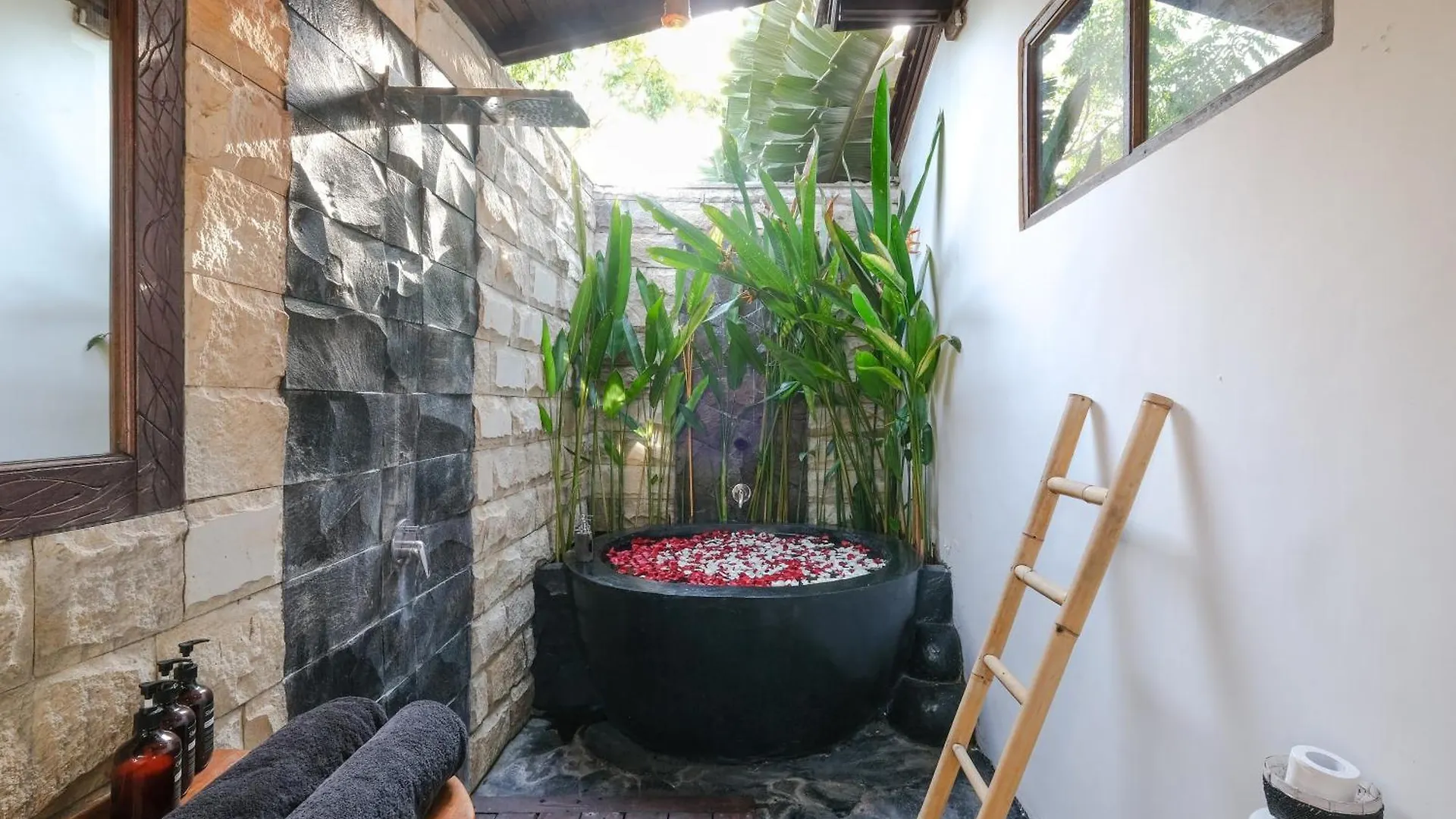 Ocean Bay Boutique Bungalows Uluwatu Ubytování v soukromí